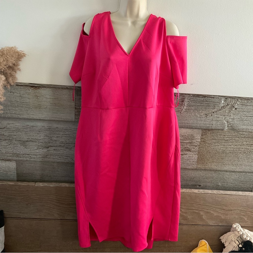 Lane Bryant hot pink cold-shoulder dress size 18 (NWT $89.95)